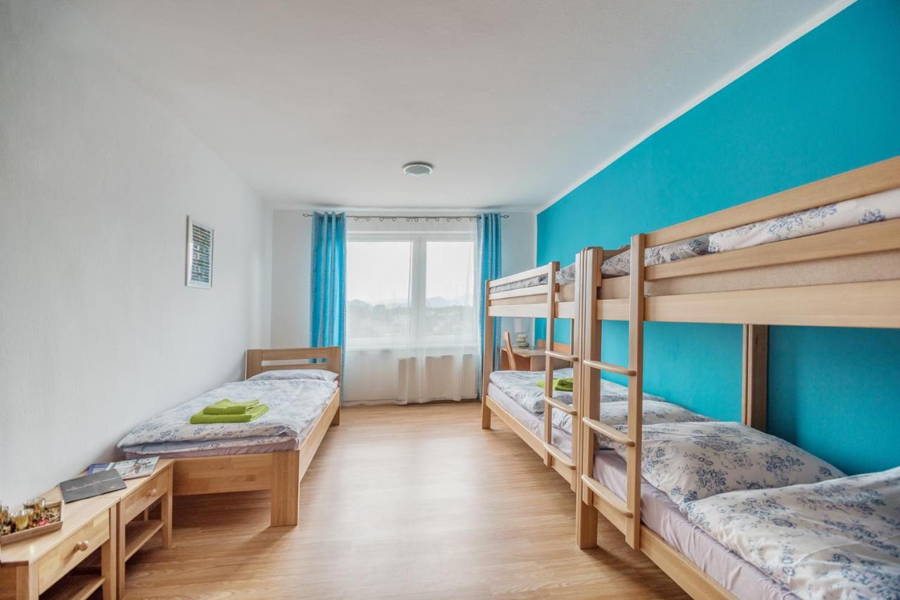 Motel Hybadlo à Liptovský Hrádok Extérieur photo